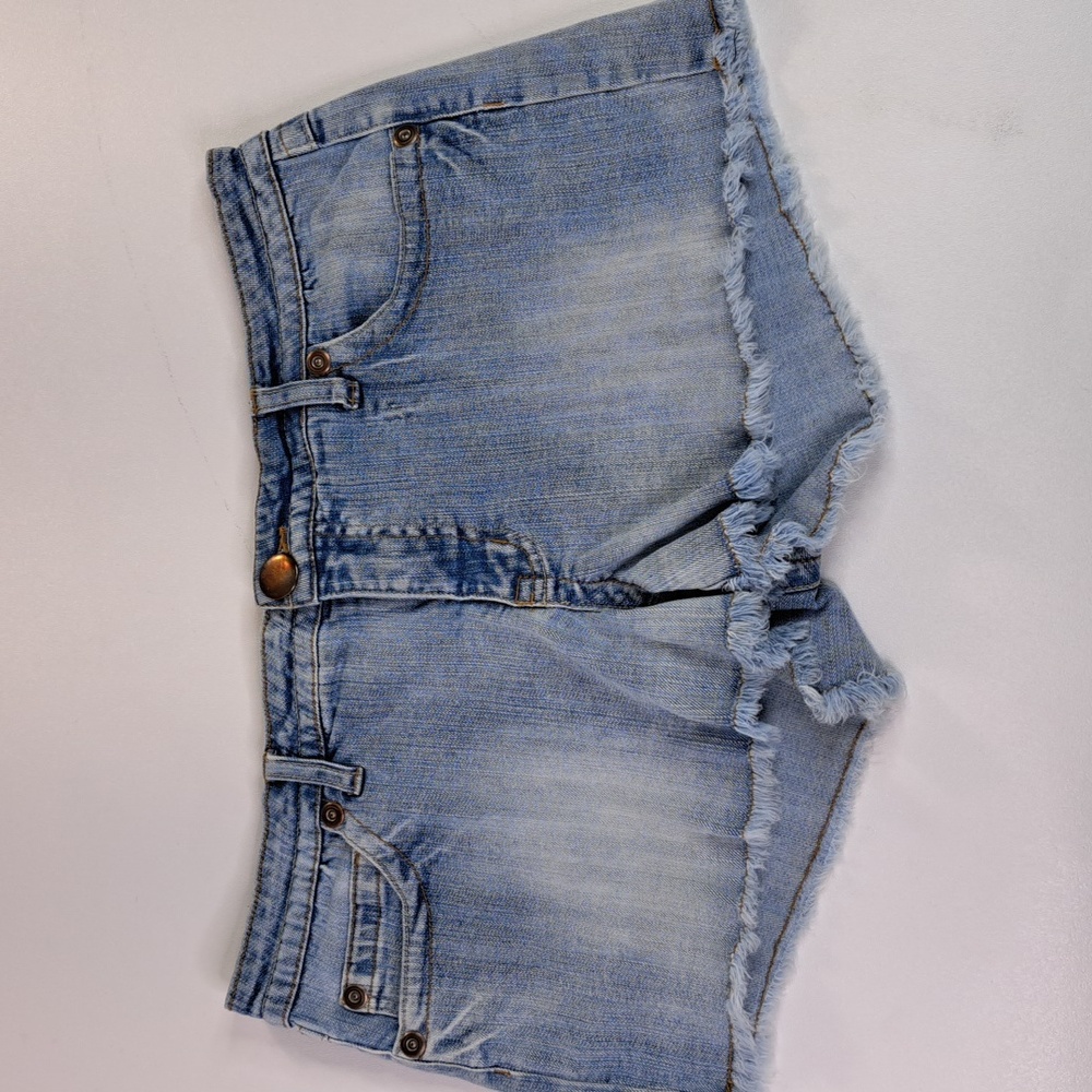NOBO No Boundaries Embroidered Butterfly Raw Hem Jean Shorts Junior Size 15